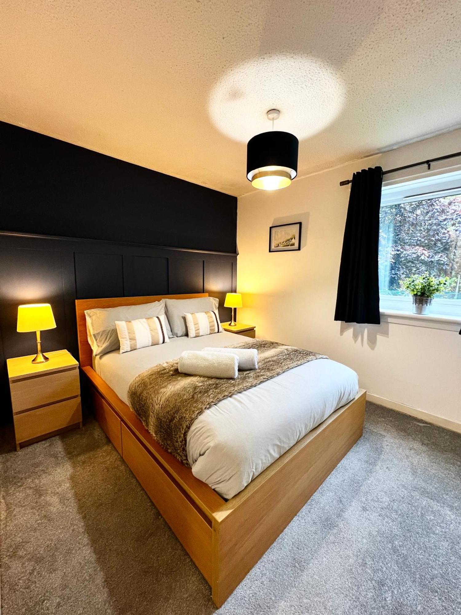 Ground Floor Flat With Free Parking & Wifi Lejlighed Glasgow Eksteriør billede