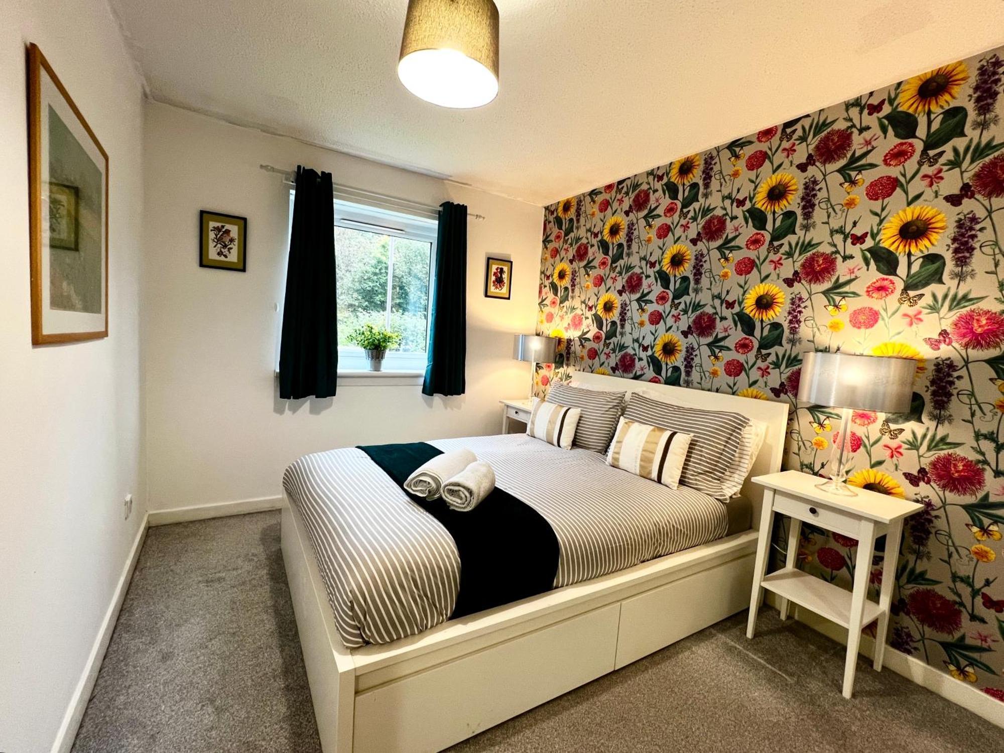 Ground Floor Flat With Free Parking & Wifi Lejlighed Glasgow Eksteriør billede