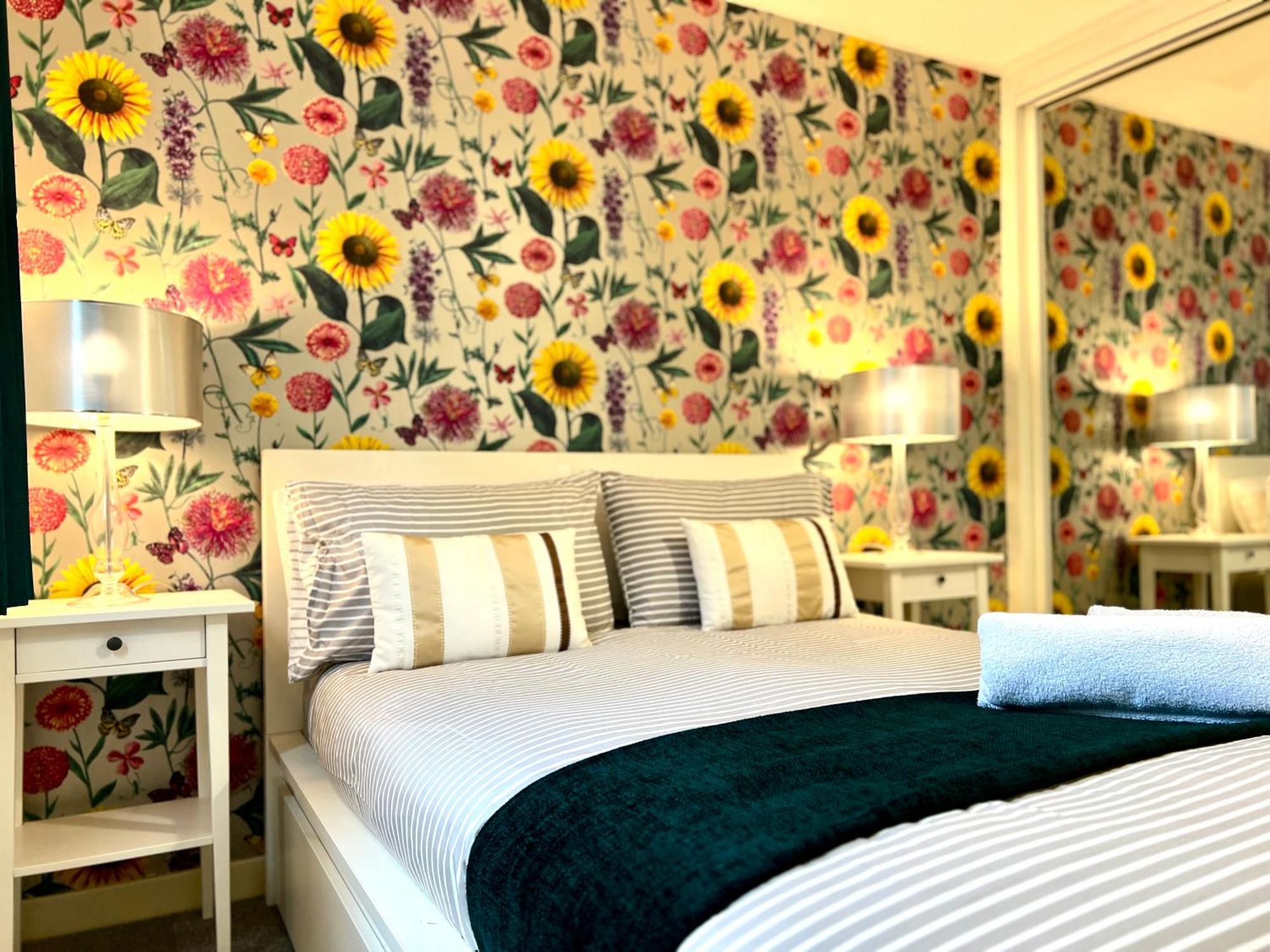 Ground Floor Flat With Free Parking & Wifi Lejlighed Glasgow Eksteriør billede
