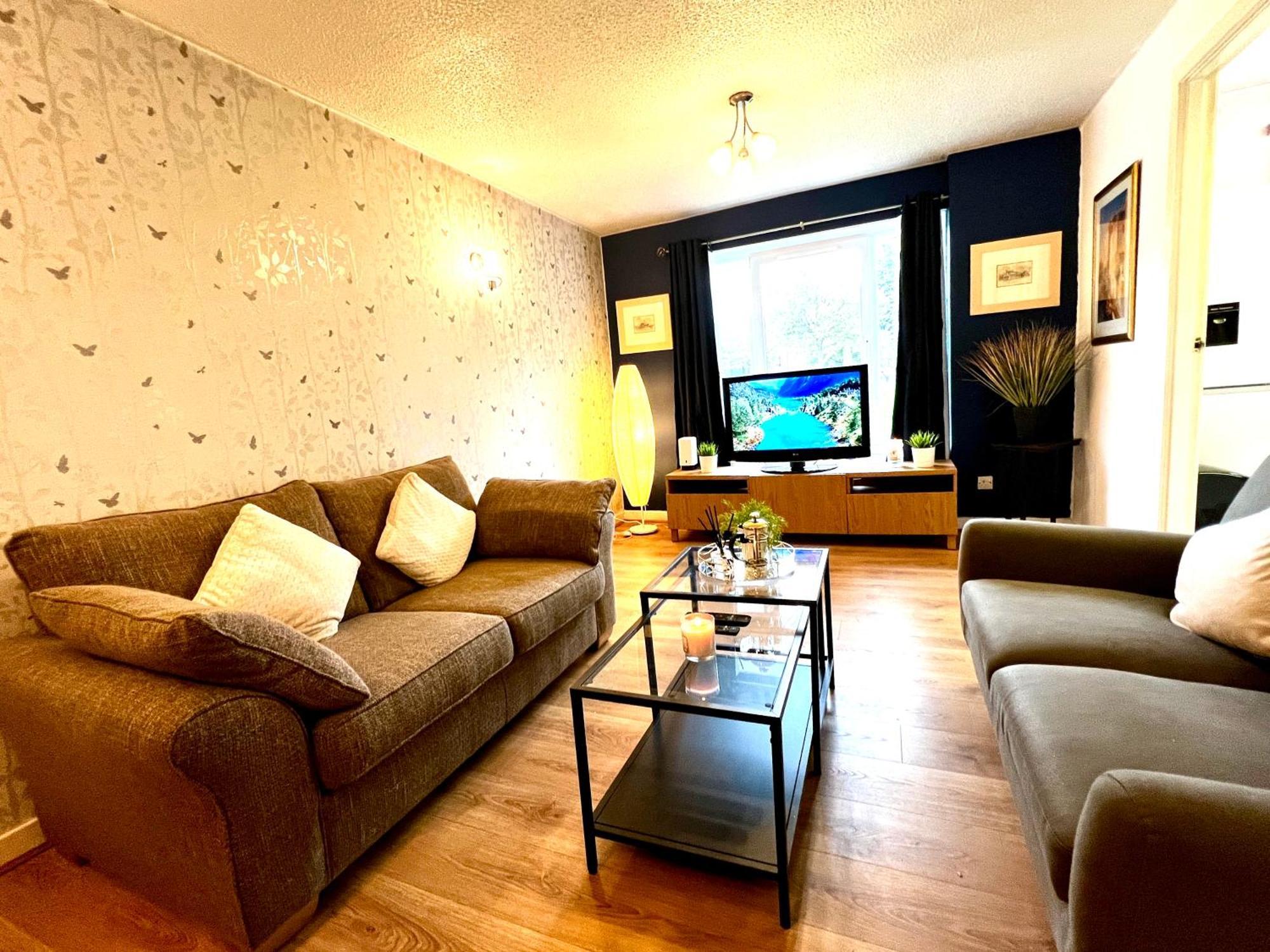 Ground Floor Flat With Free Parking & Wifi Lejlighed Glasgow Eksteriør billede