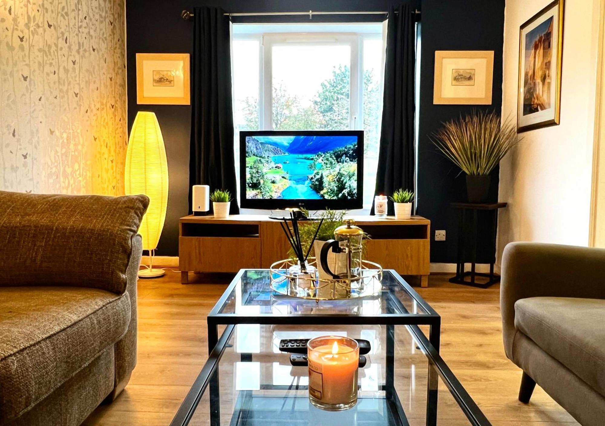 Ground Floor Flat With Free Parking & Wifi Lejlighed Glasgow Eksteriør billede