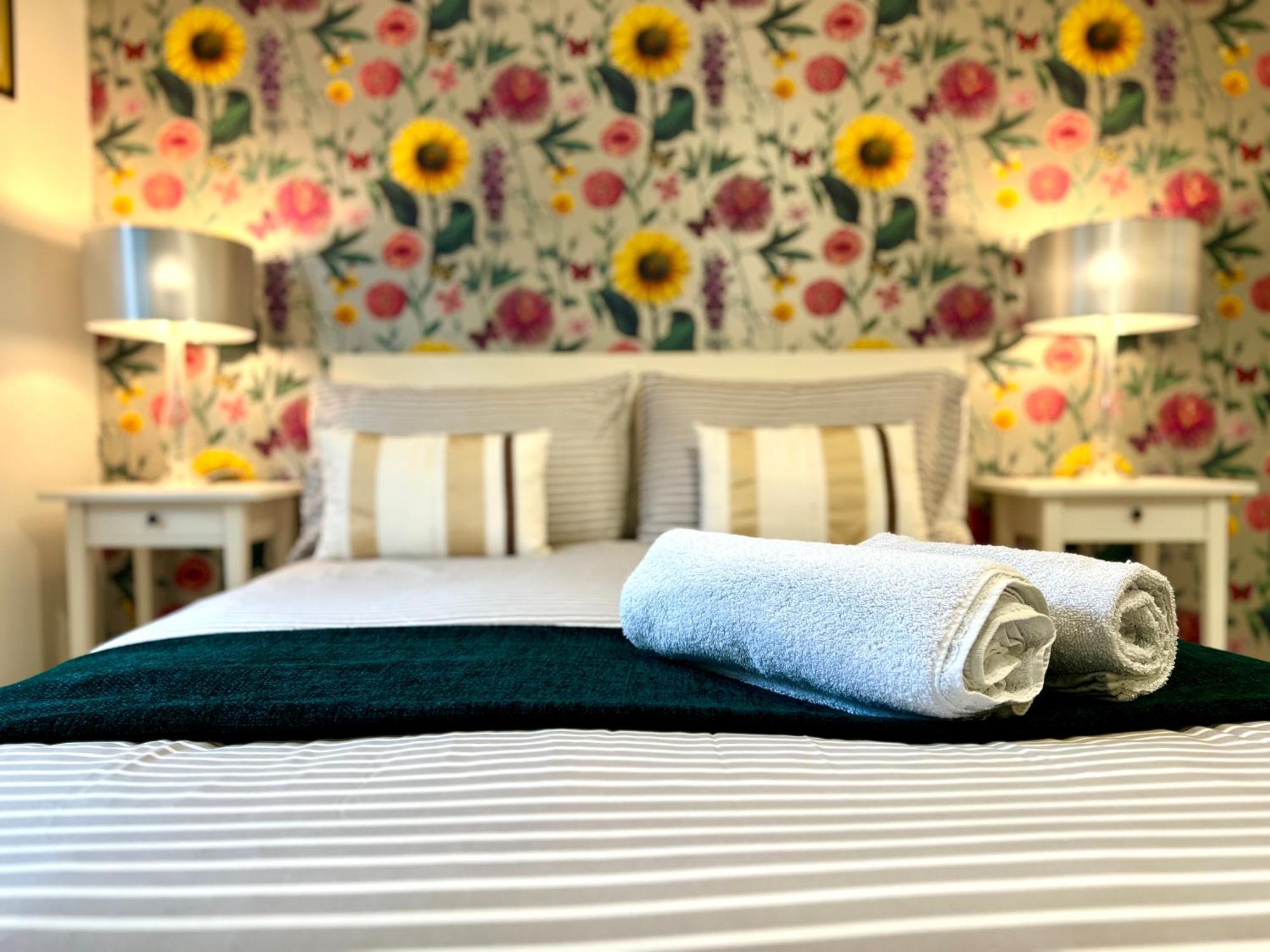 Ground Floor Flat With Free Parking & Wifi Lejlighed Glasgow Eksteriør billede
