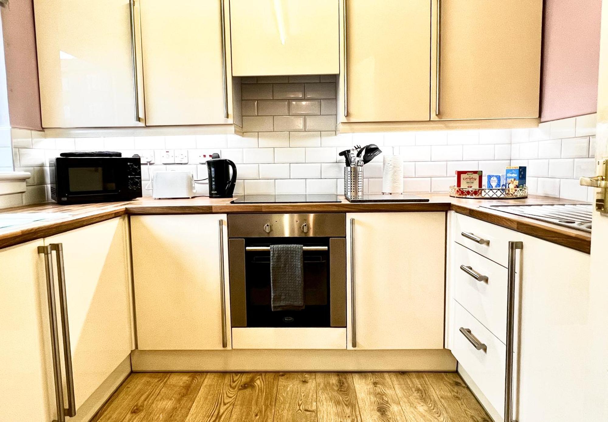 Ground Floor Flat With Free Parking & Wifi Lejlighed Glasgow Eksteriør billede
